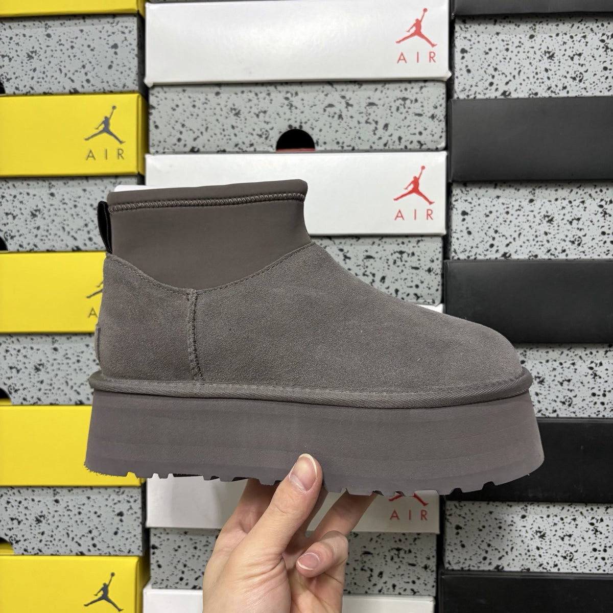 UGG Classic Dipper 'Thundercloud Grey' — vue 9