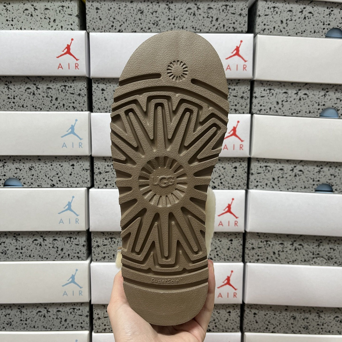 UGG Funkette Platform 'Chestnut' — vue 3