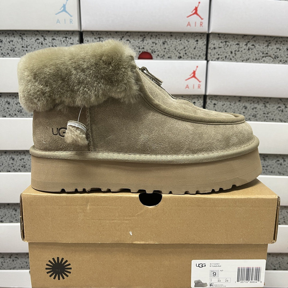 UGG Funkette Platform 'Antilope'