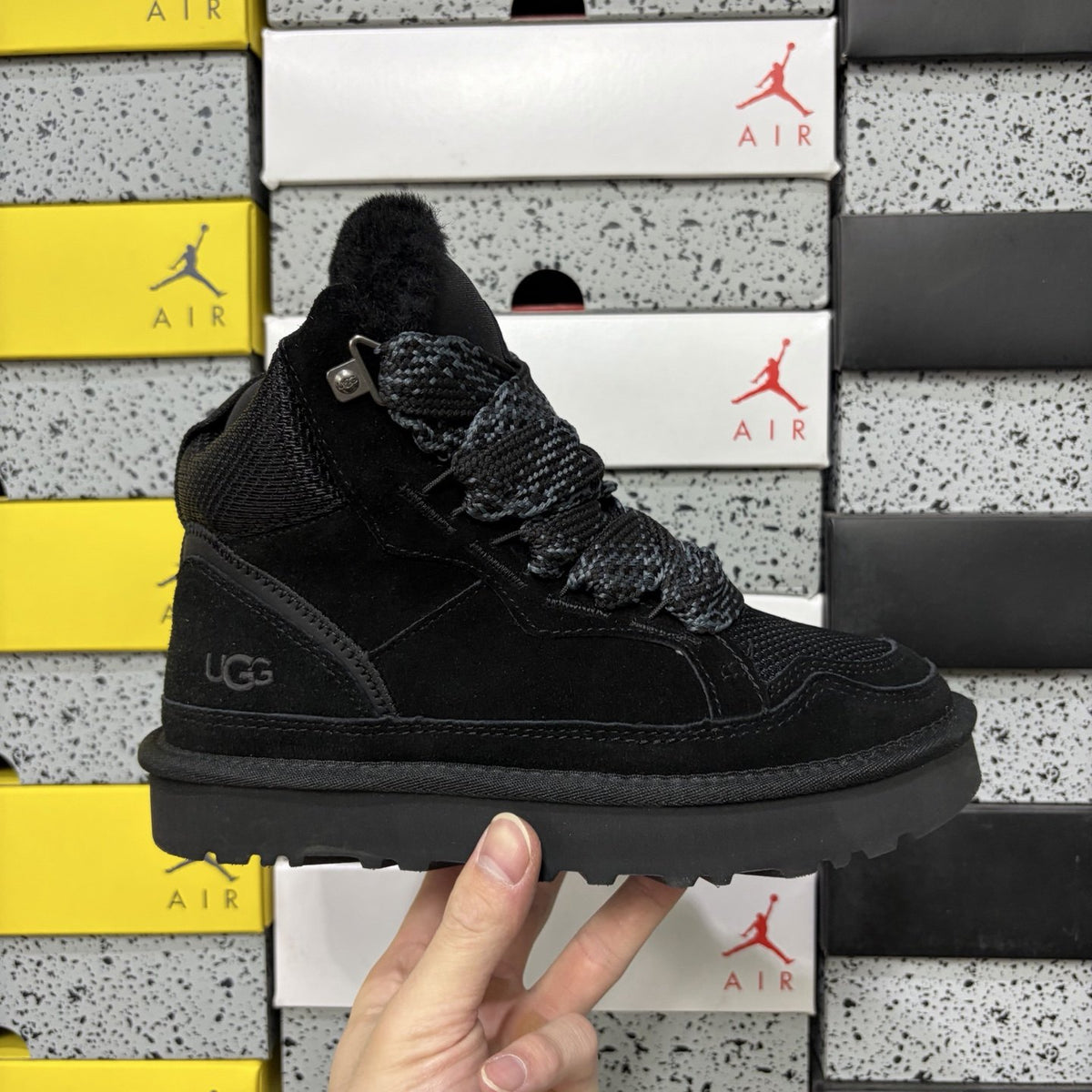 UGG Highmel 'Black' — vue 9