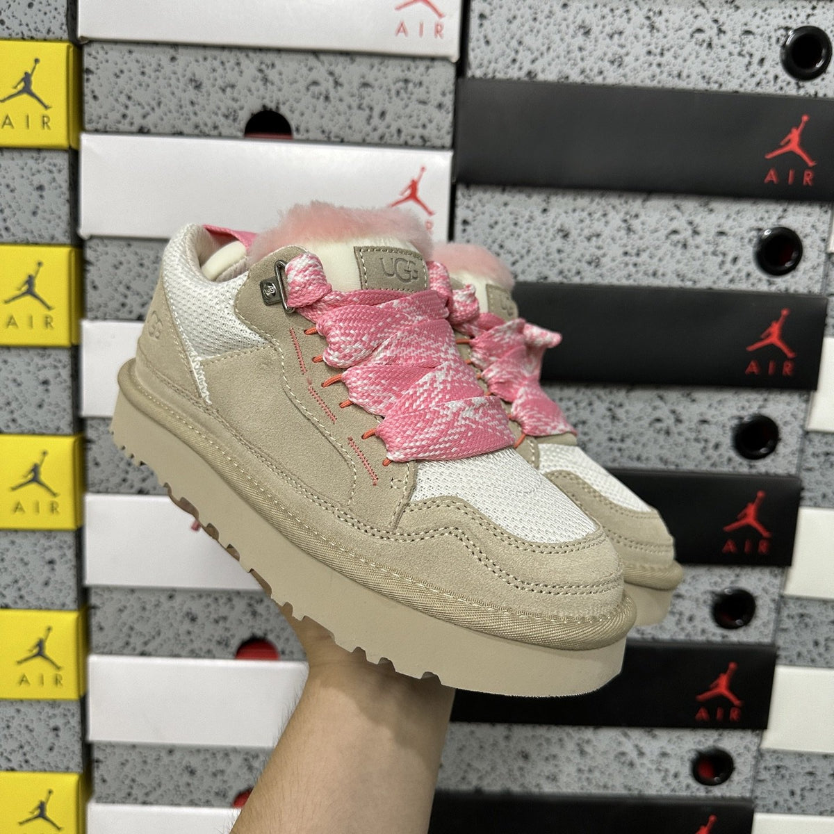 UGG Lowmel 'White Pink' — vue 3