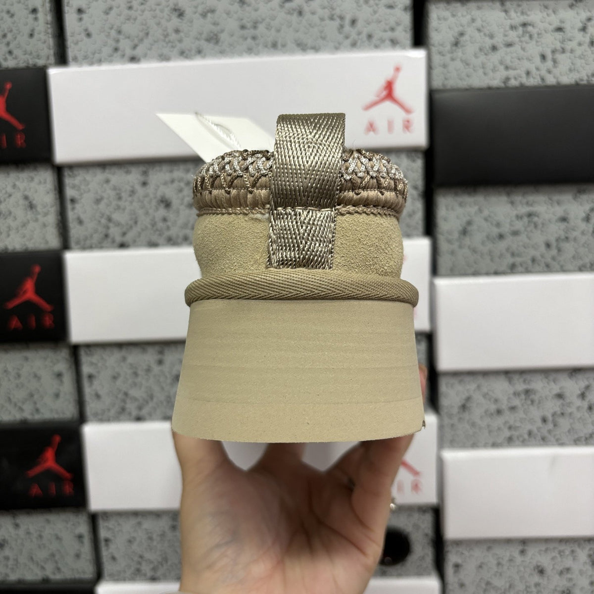 UGG Tazz 'Sand' — vue 8