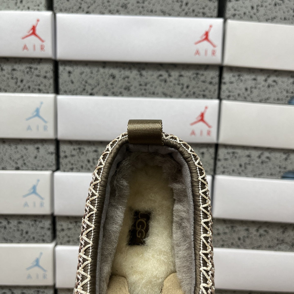 UGG Tazz 'Grey' — vue 5