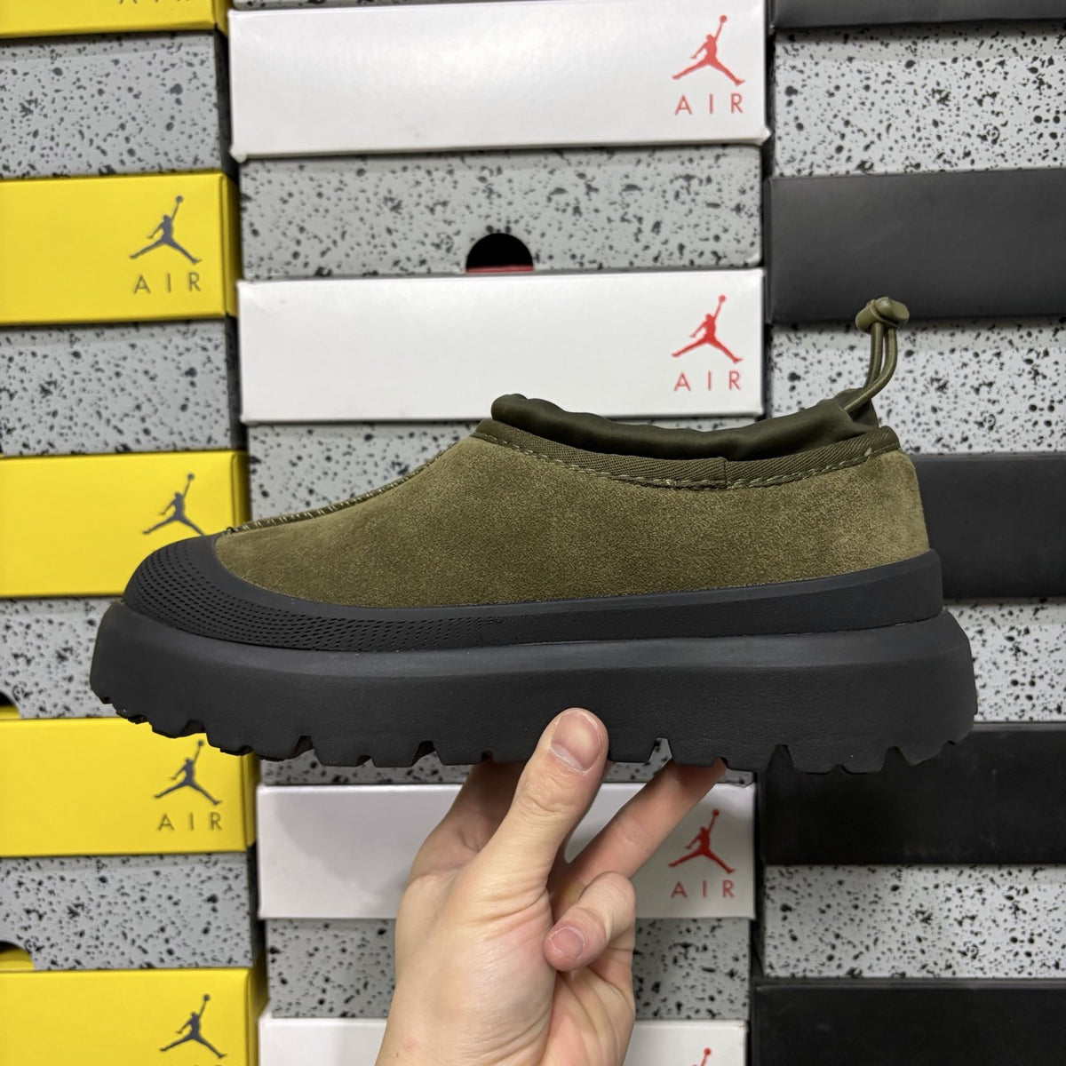 UGG Tasman Weather Hybrid 'Army Green' — vue 2