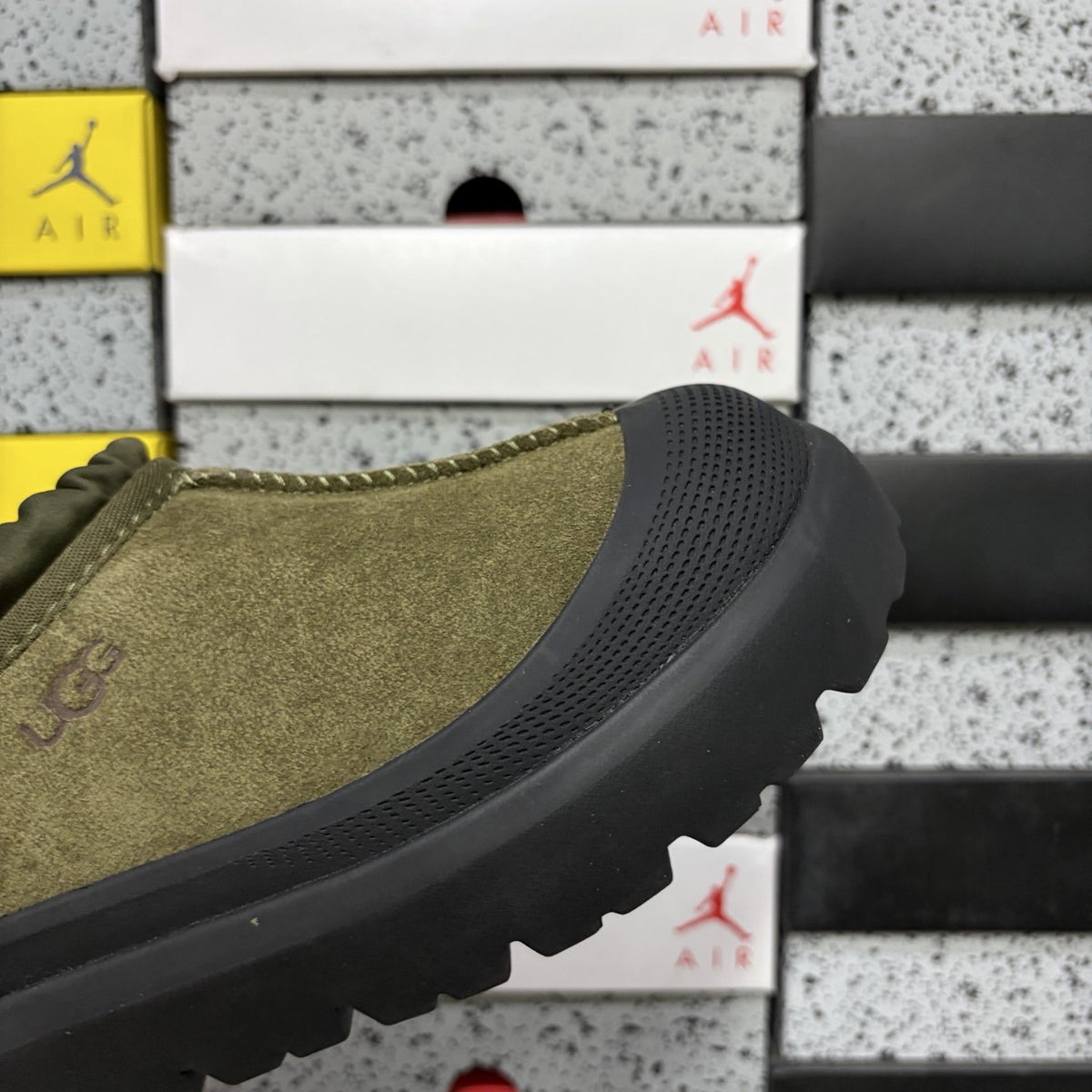 UGG Tasman Weather Hybrid 'Army Green' — vue 7