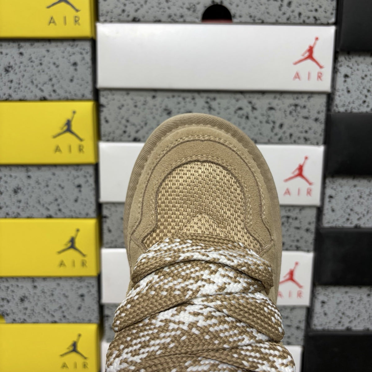 UGG Lowmel 'Sand' — vue 8