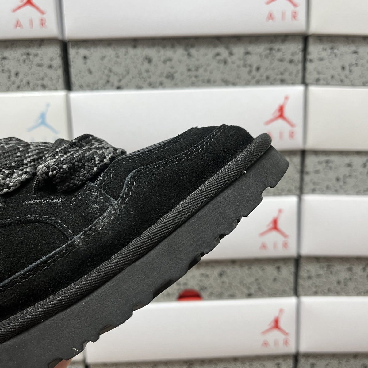 UGG Lowmel 'Black' — vue 8