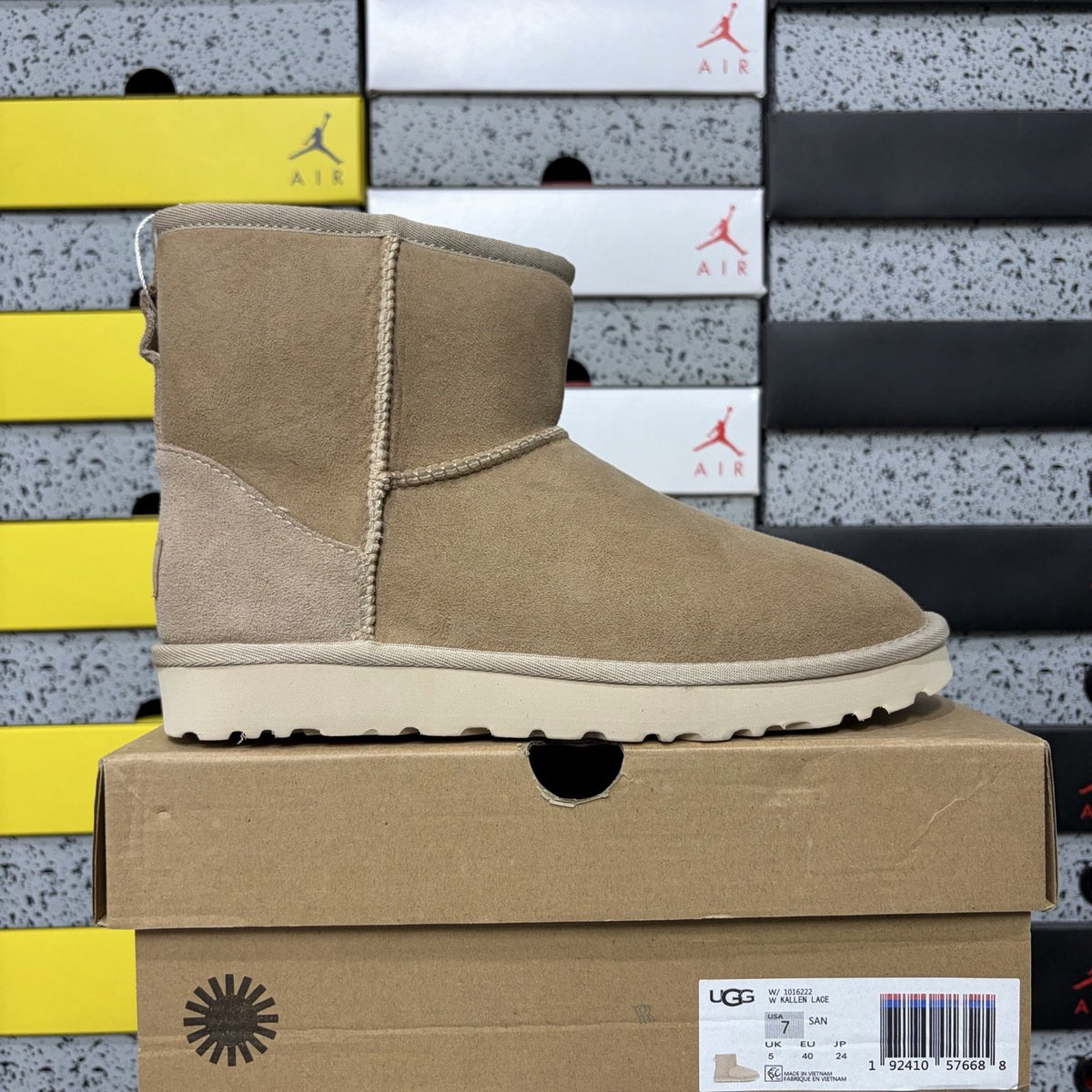 UGG Classic Mini II 'Chestnut'