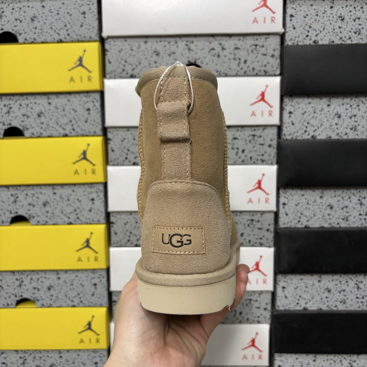 UGG Classic Mini II 'Chestnut' — vue 4