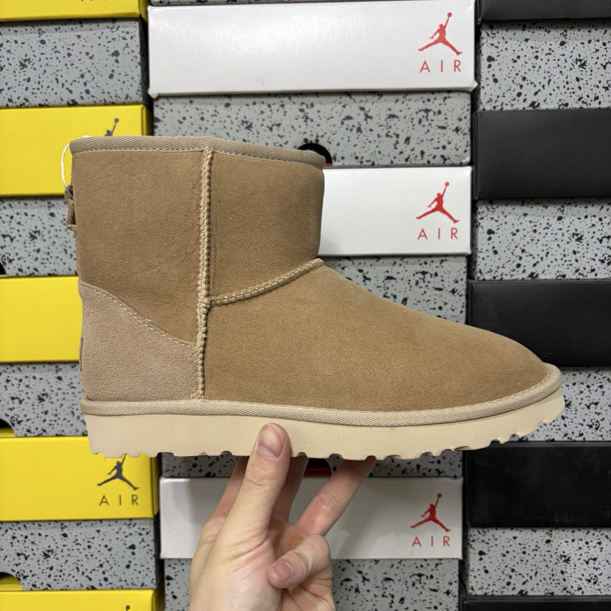 UGG Classic Mini II 'Chestnut' — vue 9