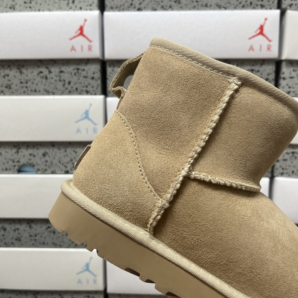 UGG Classic Mini II 'Sand' — vue 7