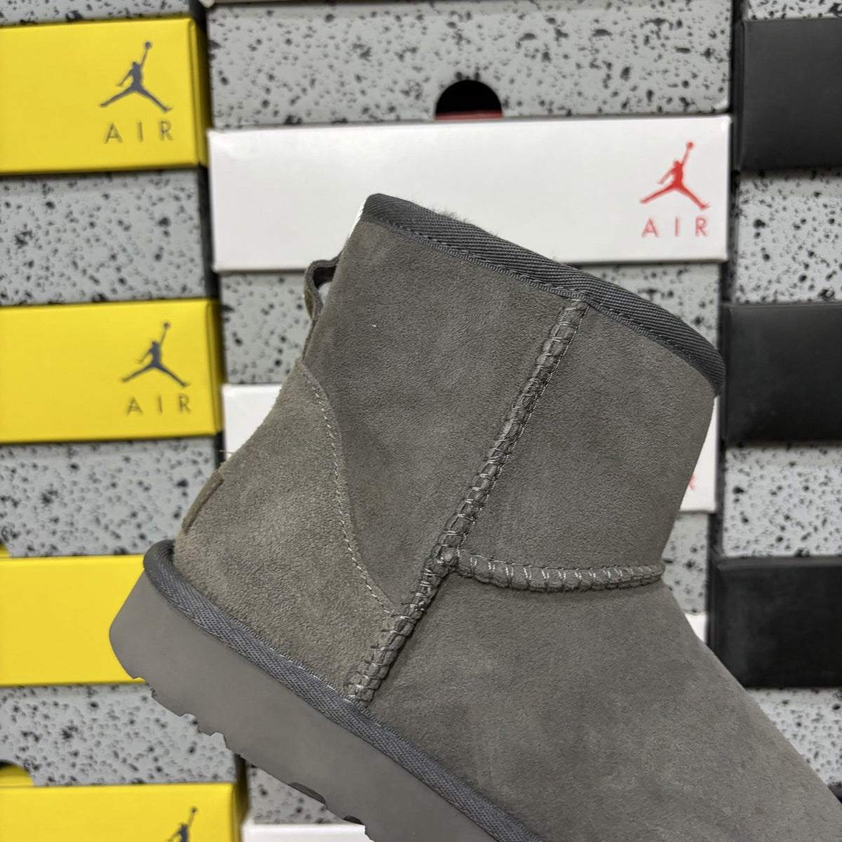 UGG Classic Mini II 'Grey' — vue 6