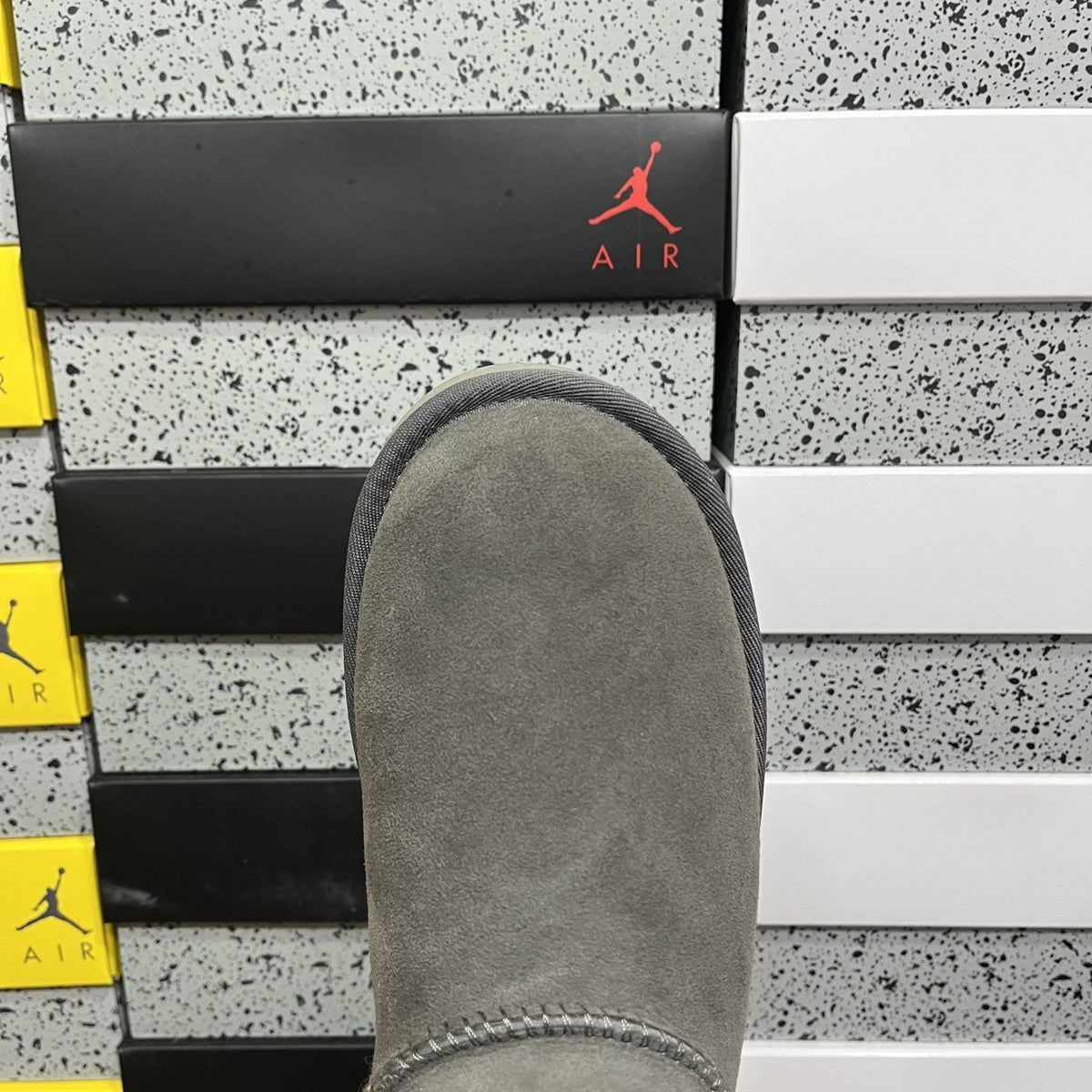 UGG Classic Ultra Mini 'Grey' — vue 8