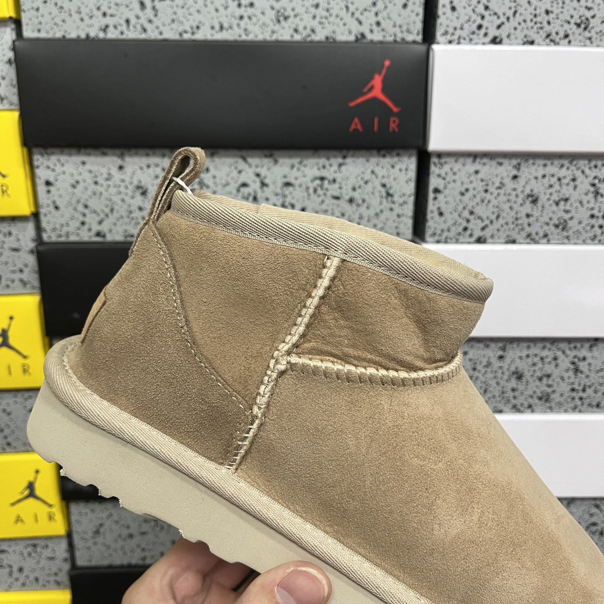 UGG Classic Ultra Mini 'Sand' — vue 6