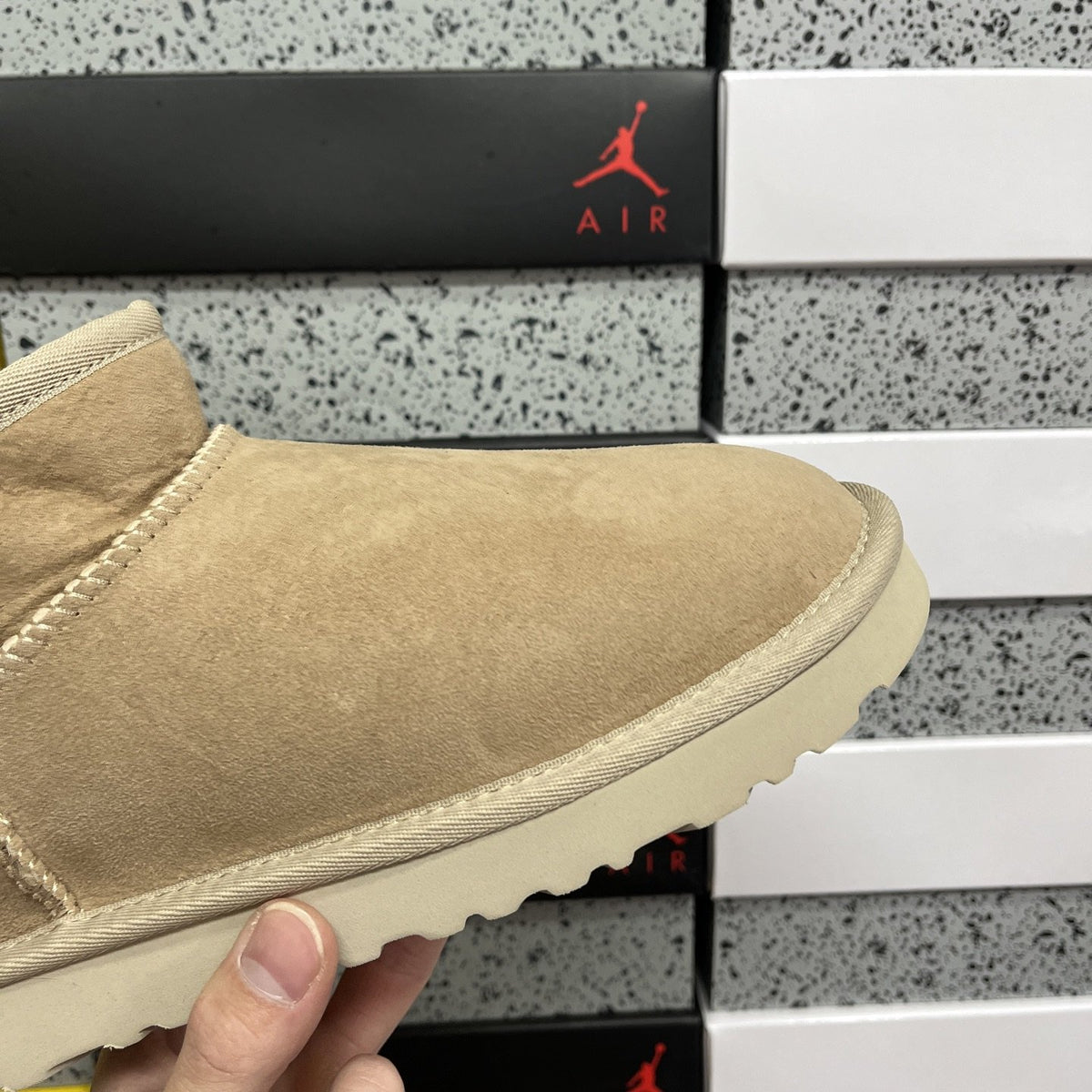 UGG Classic Ultra Mini 'Sand' — vue 7
