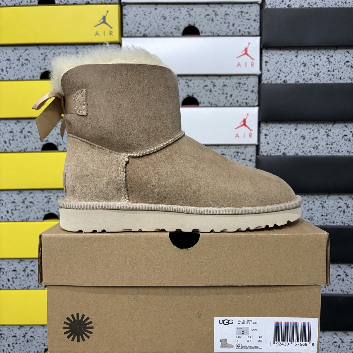 UGG Bailey Bow II 'Sand'