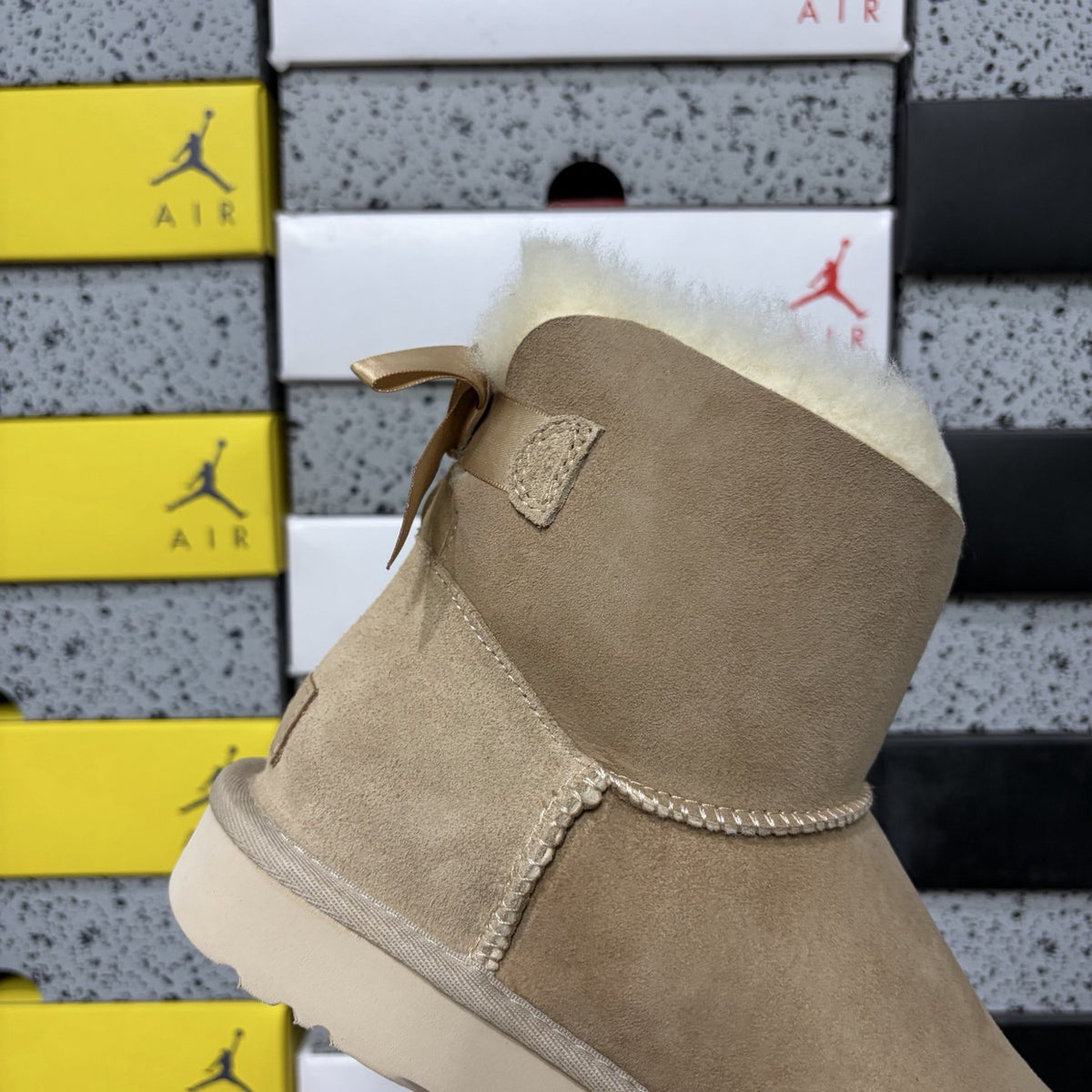UGG Bailey Bow II 'Sand' — vue 6