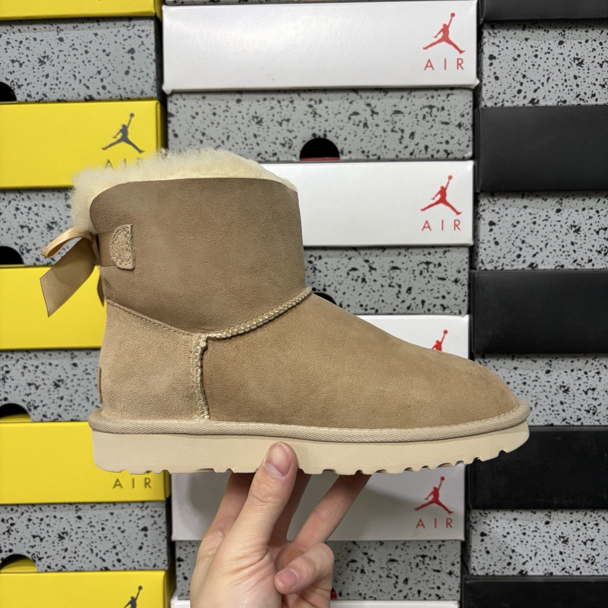 UGG Bailey Bow II 'Sand' — vue 9