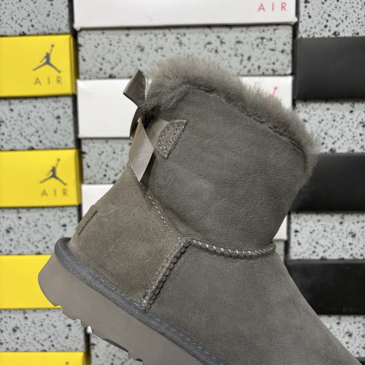 UGG Bailey Bow II 'Grey' — vue 6