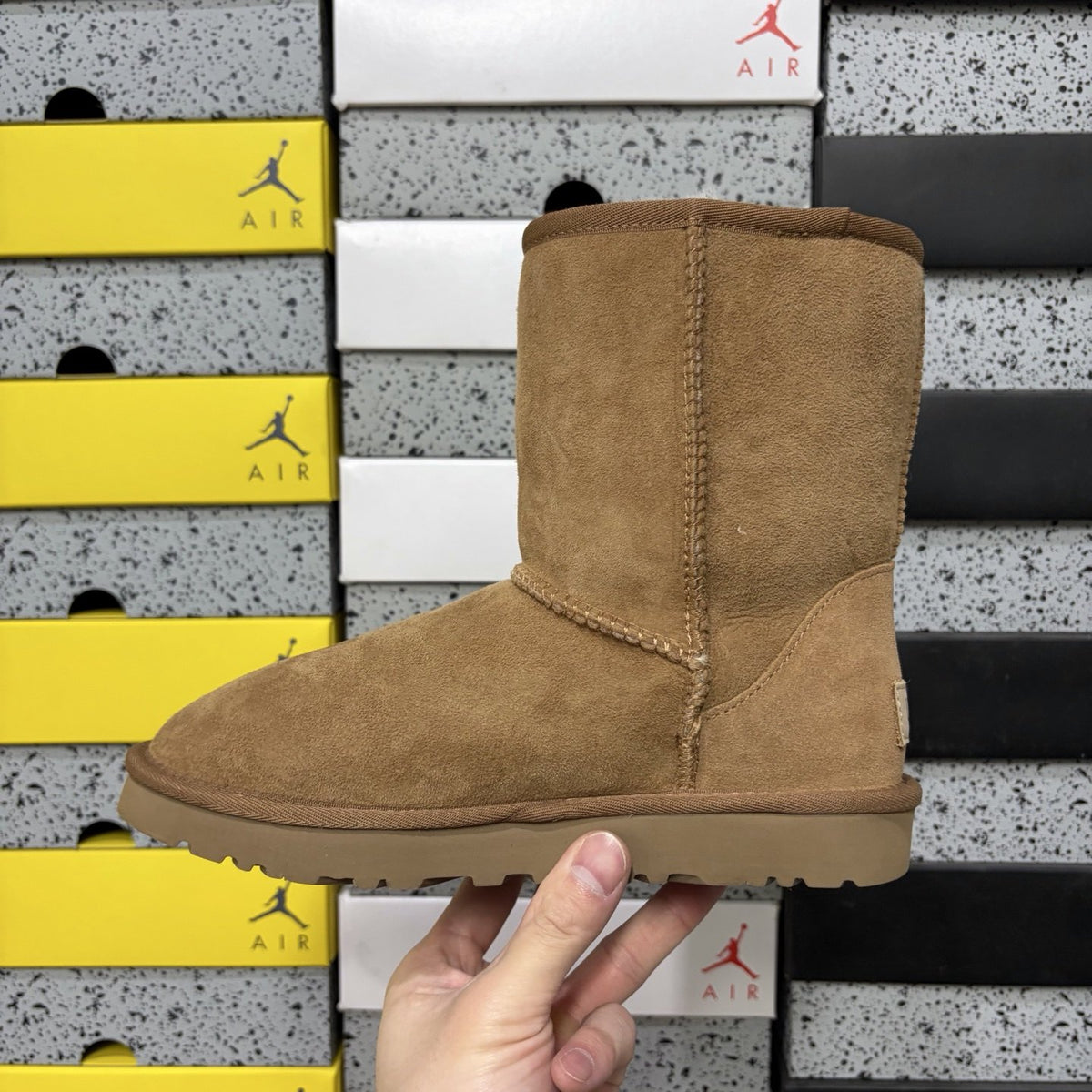 UGG Classic Short II 'Chestnut' — vue 2