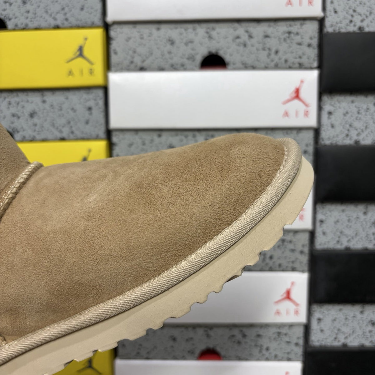 UGG Classic Short II 'Sand' — vue 7