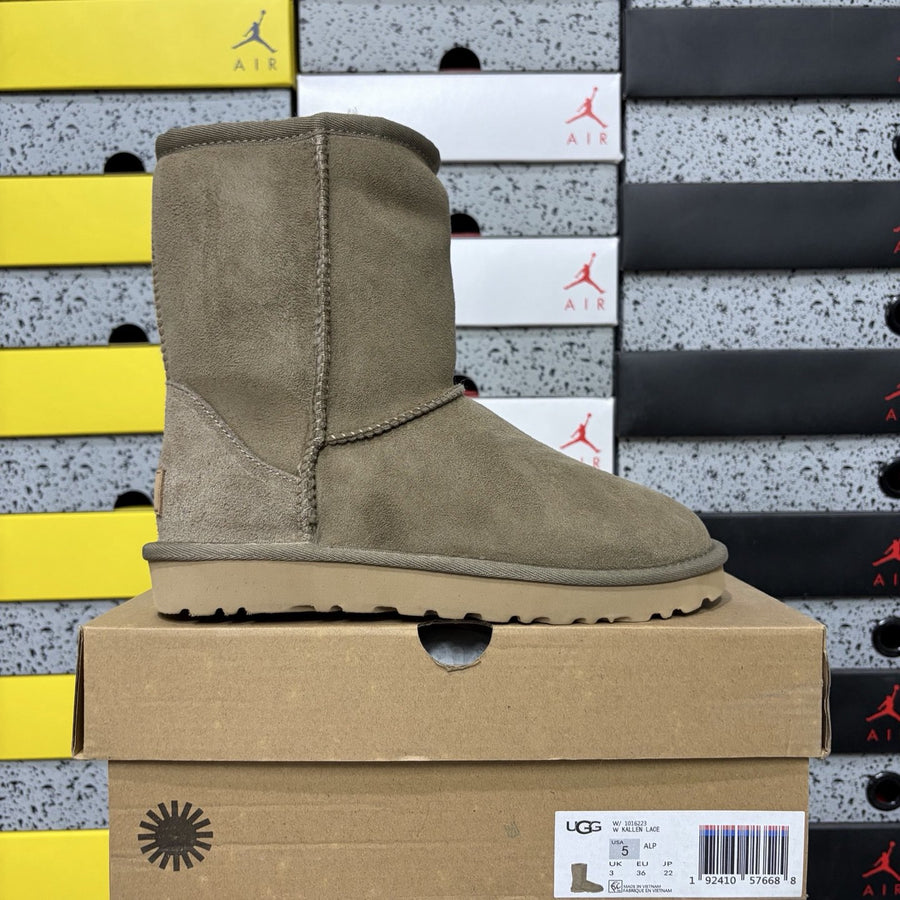 UGG Classic Short II 'Brown'