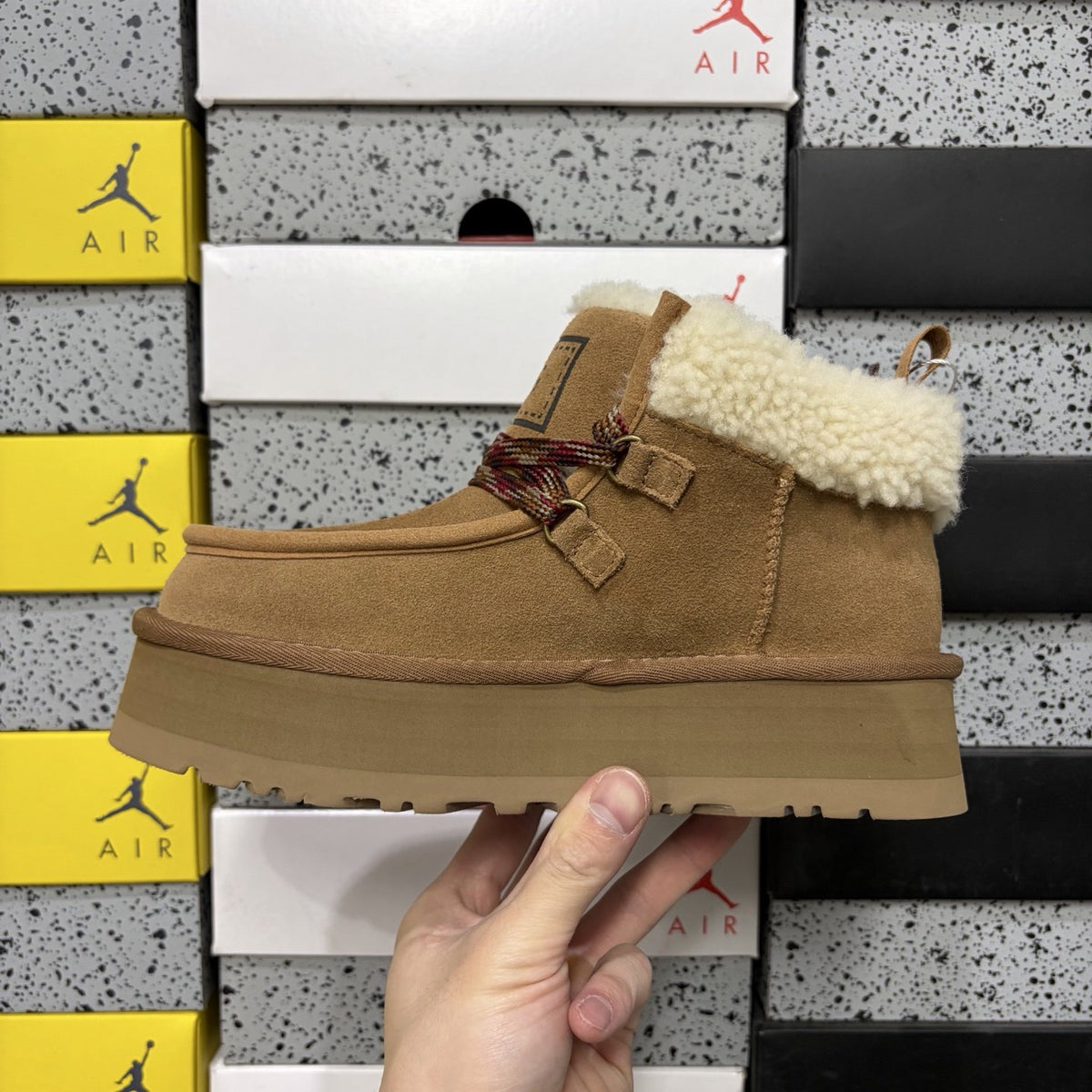 UGG Funkarra 'Chestnut' — vue 2