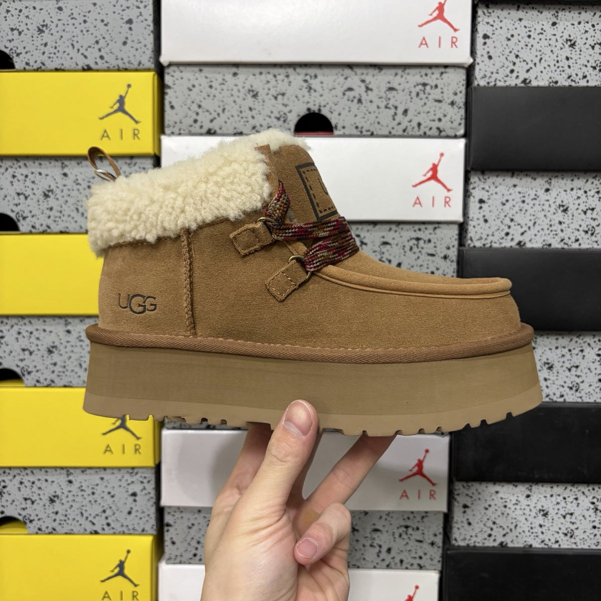 UGG Funkarra 'Chestnut' — vue 9
