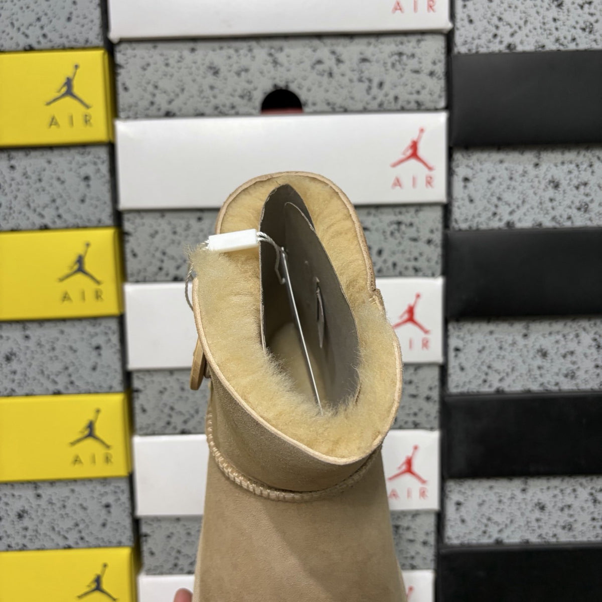 UGG Bailey Button II 'Sand' — vue 5