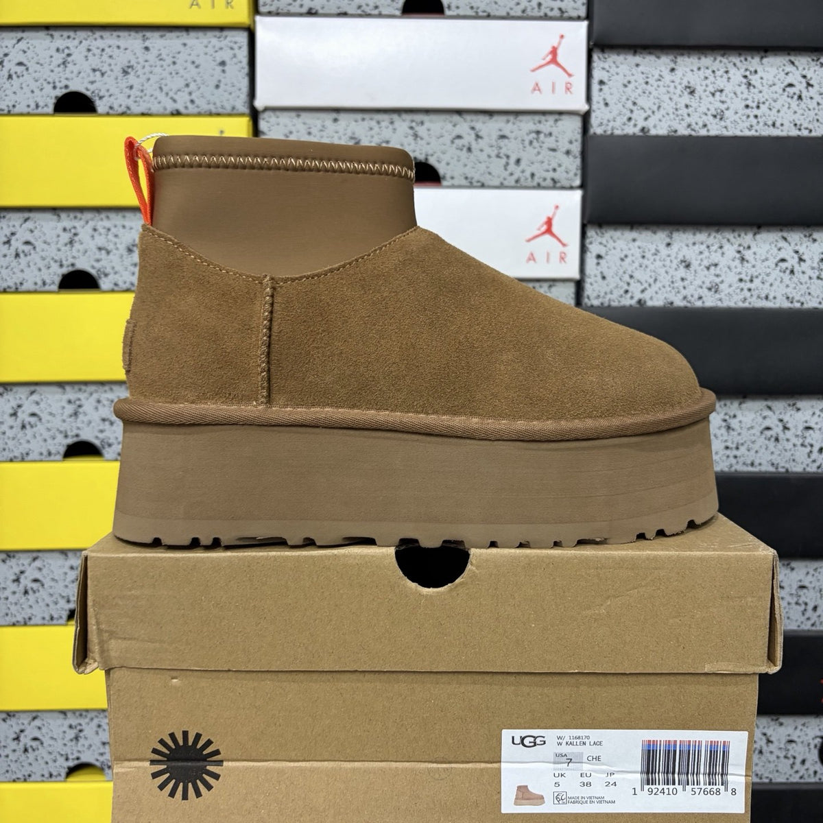 UGG Classic Dipper 'Chestnut'