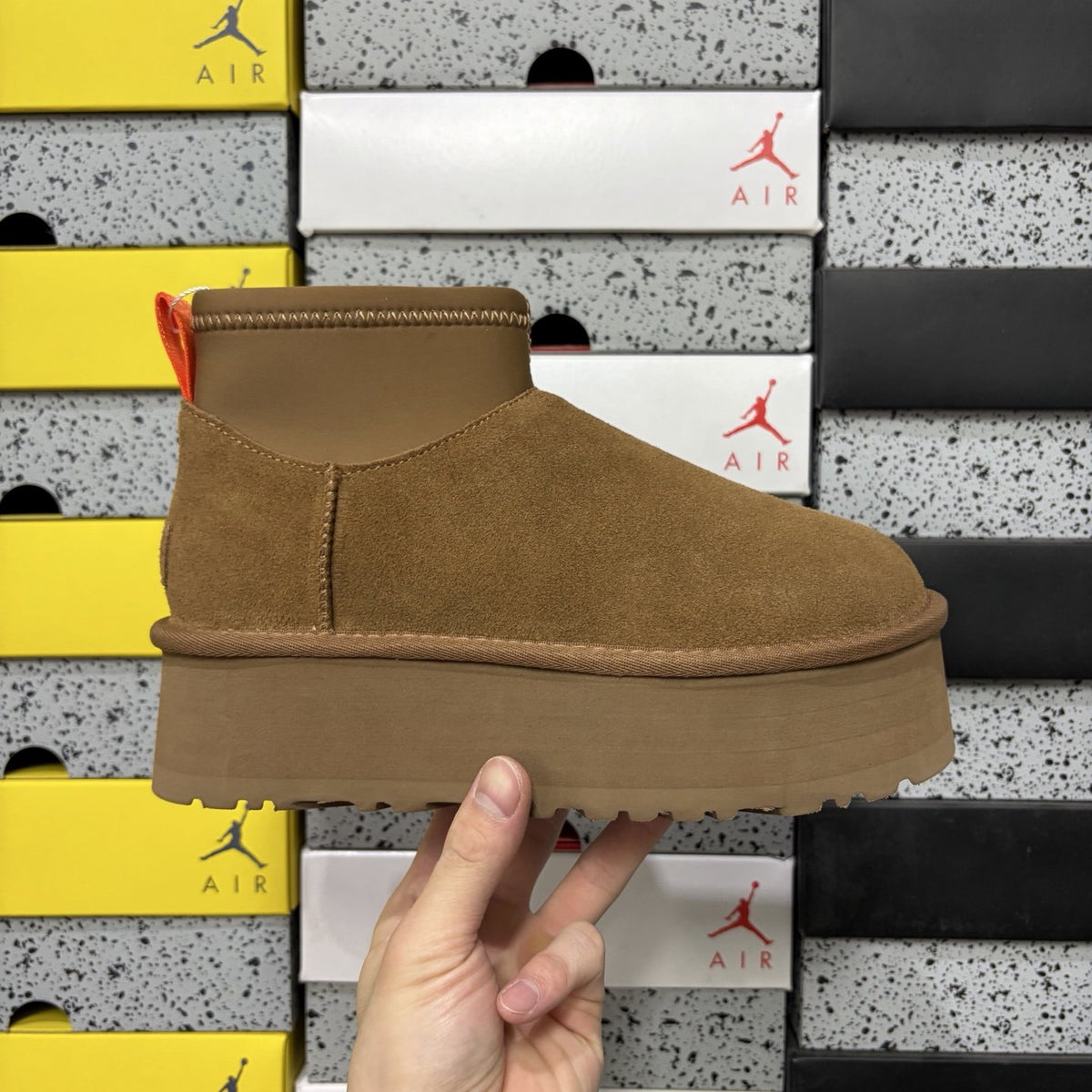 UGG Classic Dipper 'Chestnut' — vue 9