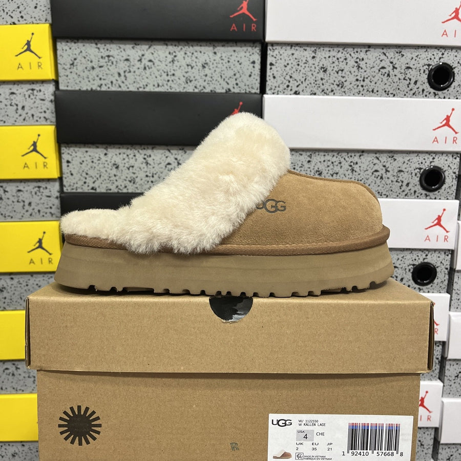 UGG Scuffette Platform 'Chestnut'