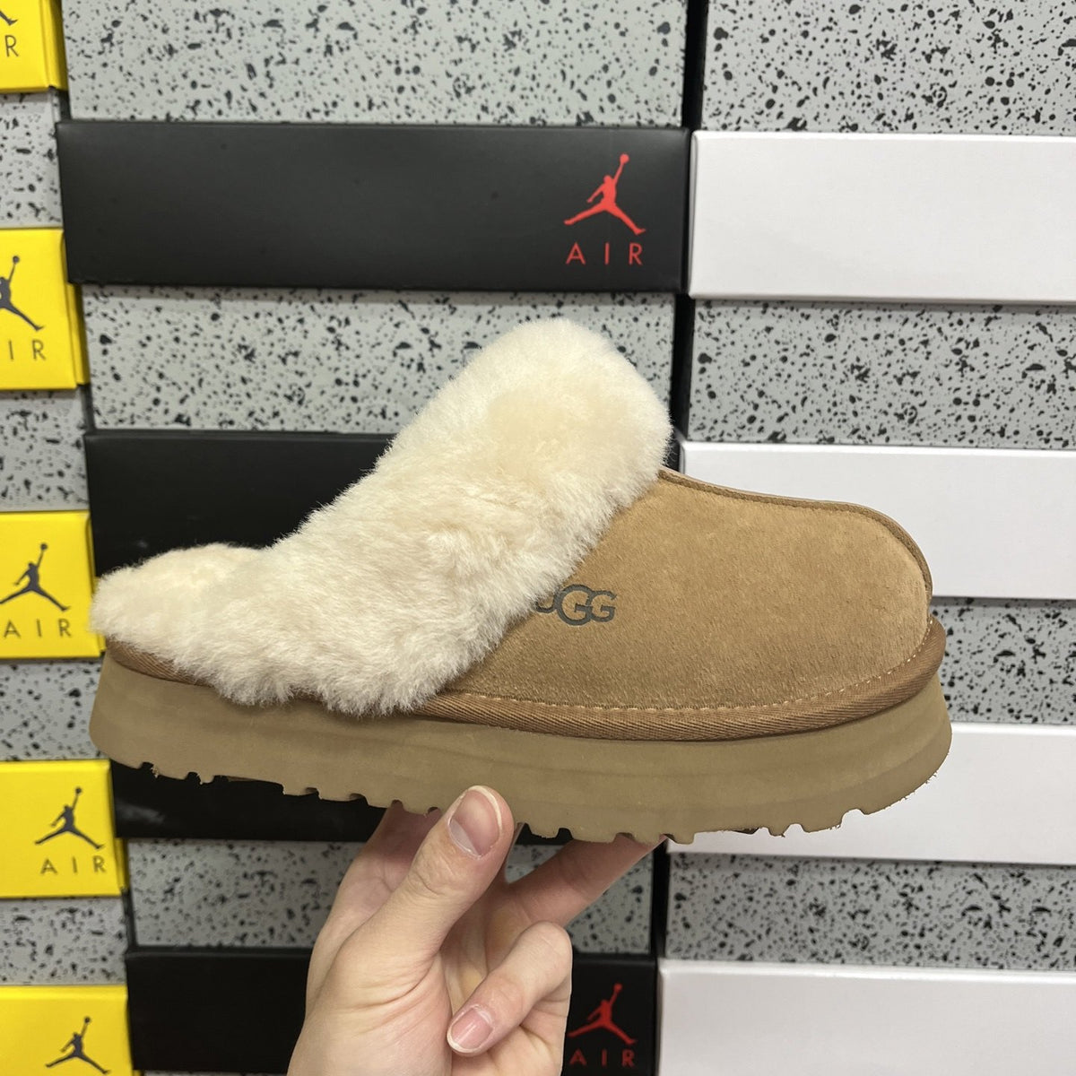 UGG Scuffette Platform 'Chestnut' — vue 9