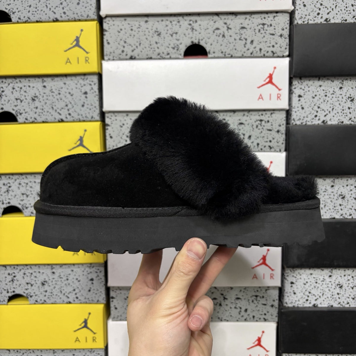 UGG Disquette 'Black' — vue 2