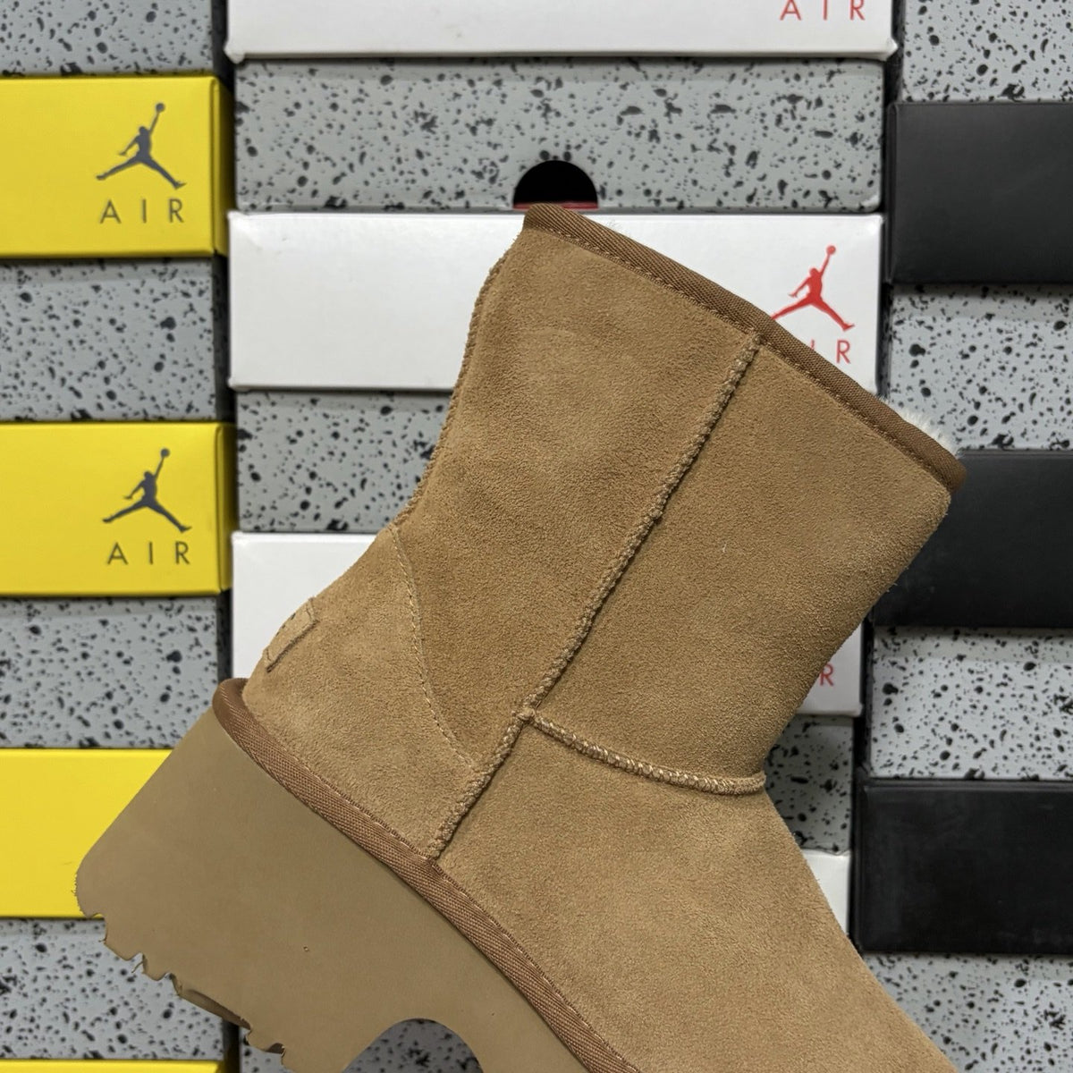 UGG Classic Wedge Tall 'Chestnut' — vue 6