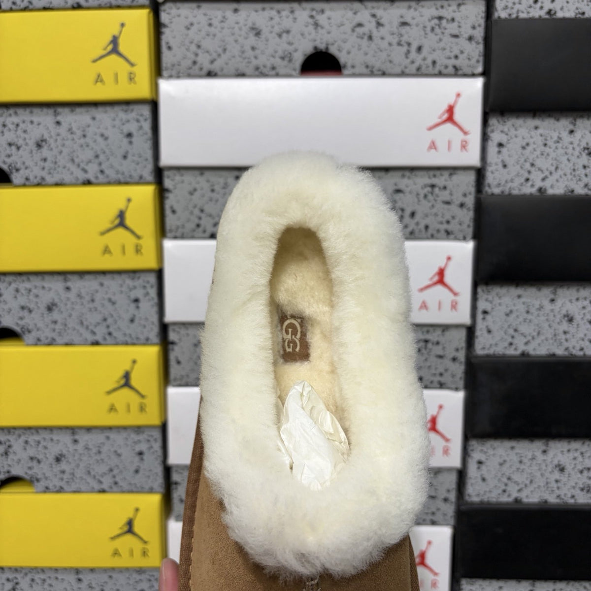 UGG Fisherman Wedge Slide 'Chestnut' — vue 5