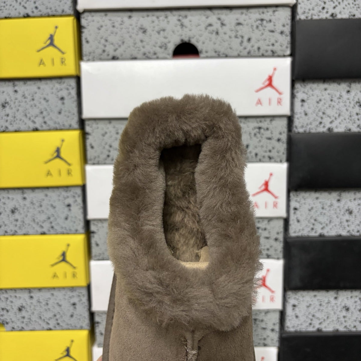 UGG Fisherman Wedge Slide 'Walnut' — vue 5