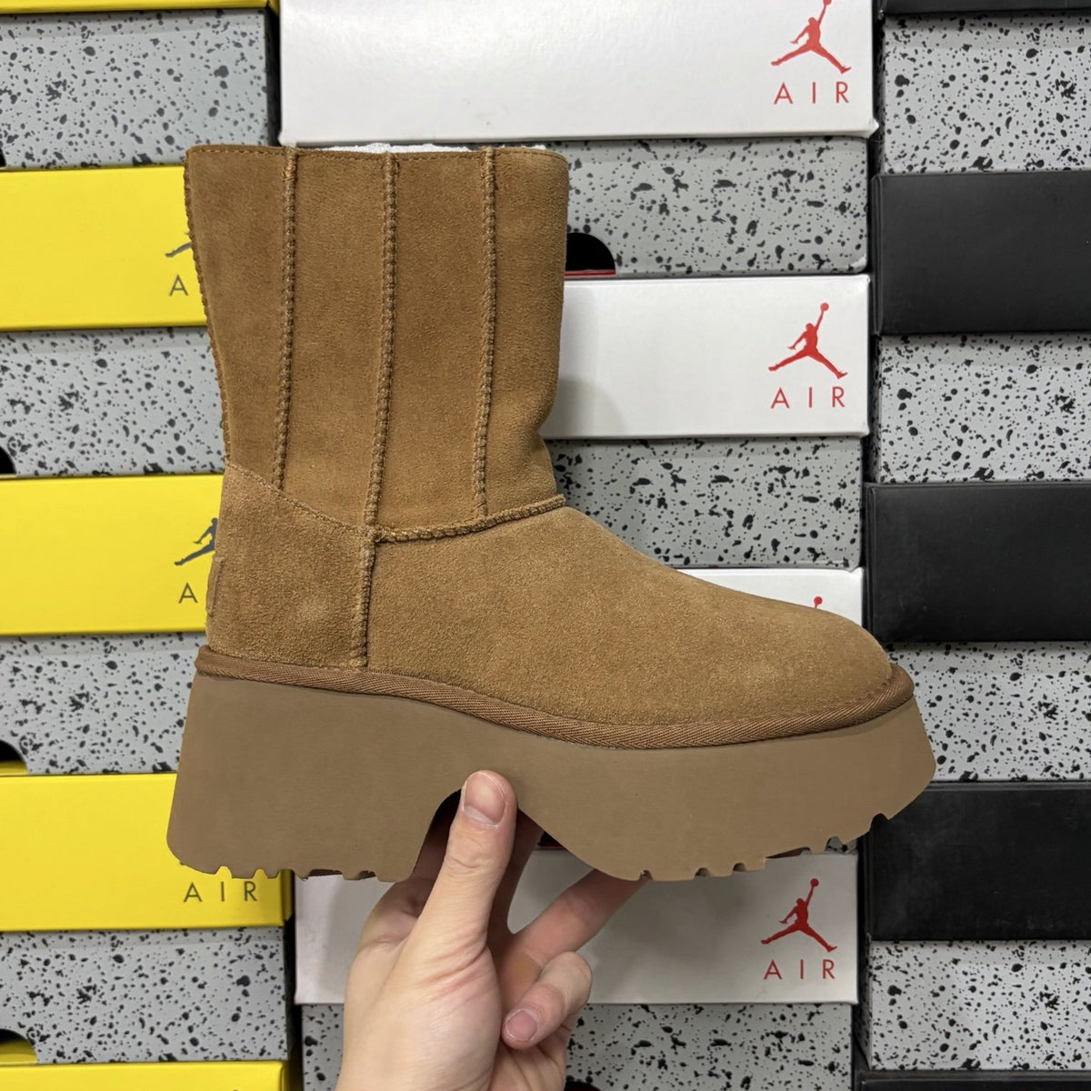 UGG Classic Zip Tall 'Chestnut' — vue 9