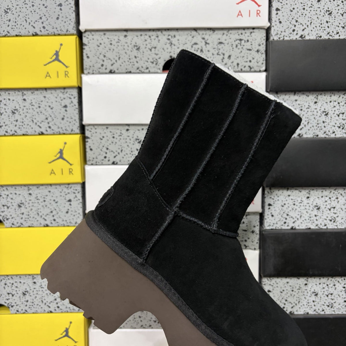 UGG Classic Zip Tall 'Black' — vue 6
