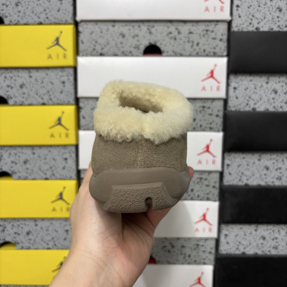 UGG Pumped Slide 'Chocolate' — vue 4