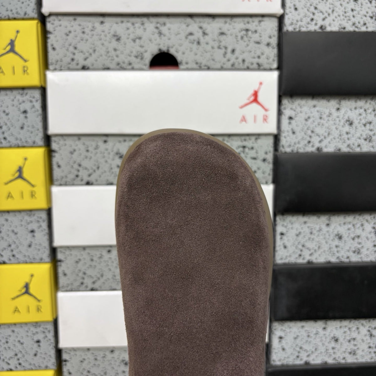 UGG Pumped Slide 'Dark Brown' — vue 8