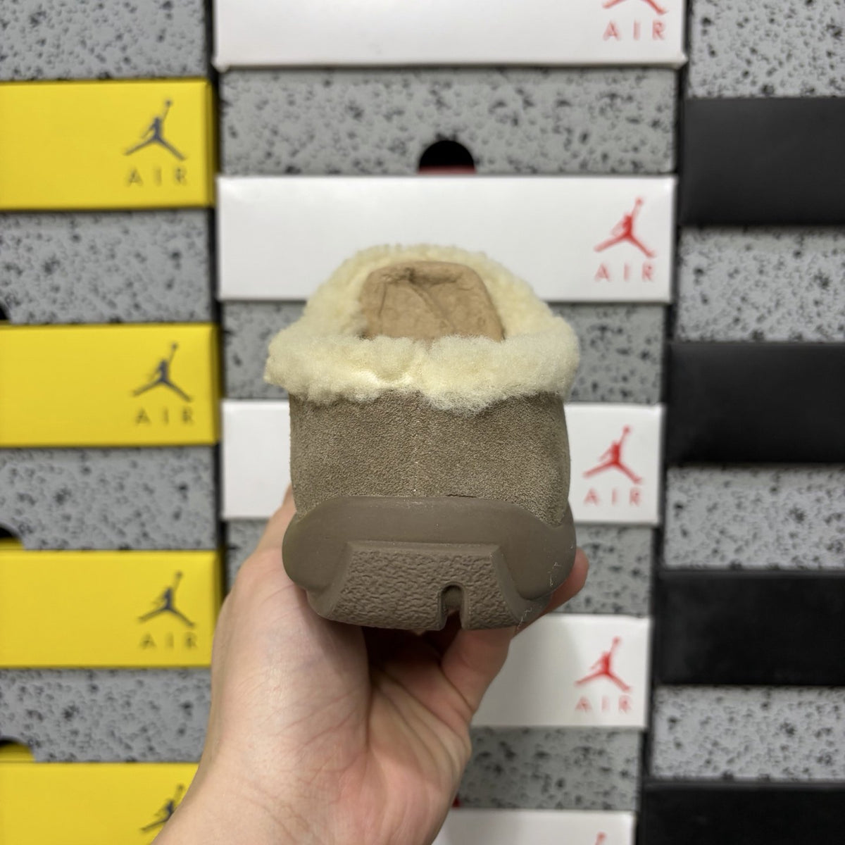 UGG Pumped Slide 'Grey' — vue 4