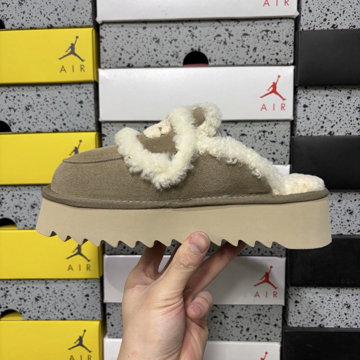 UGG Tasman Square 'Walnut' — vue 2