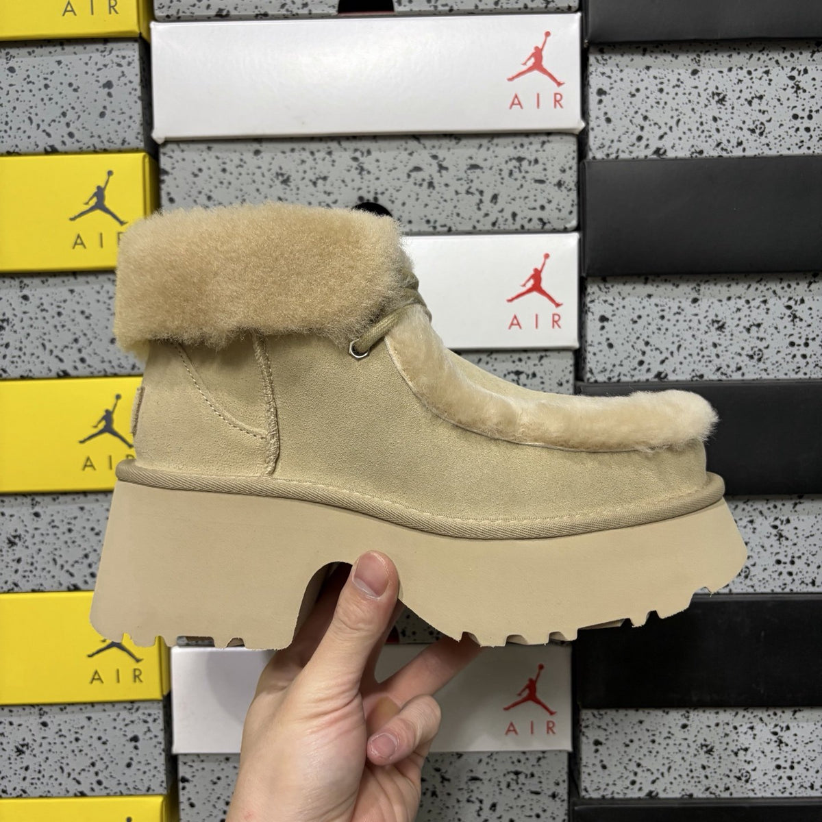 UGG Esme 'Sand' — vue 9