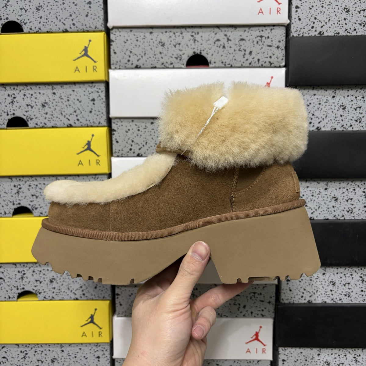 UGG Esme 'Chestnut' — vue 2