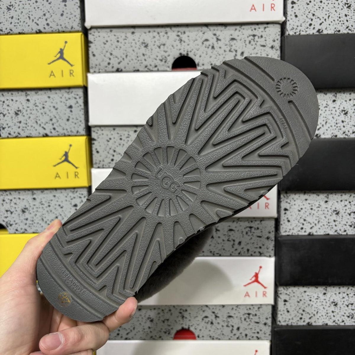 UGG Tazz Lite 'Grey' — vue 3
