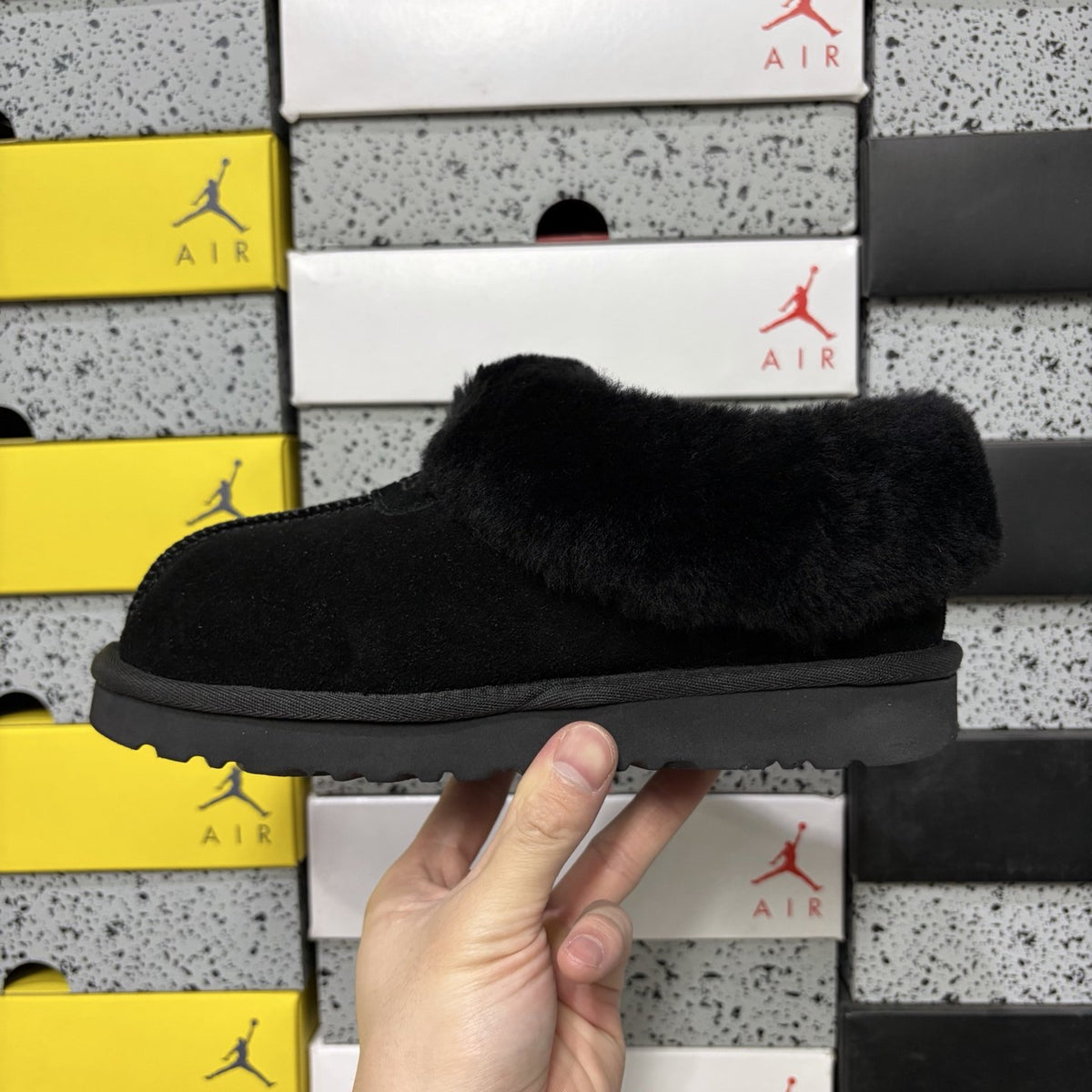 UGG Tazz Lite 'Black' — vue 2