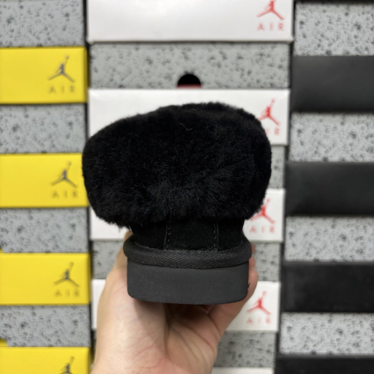 UGG Tazz Lite 'Black' — vue 4