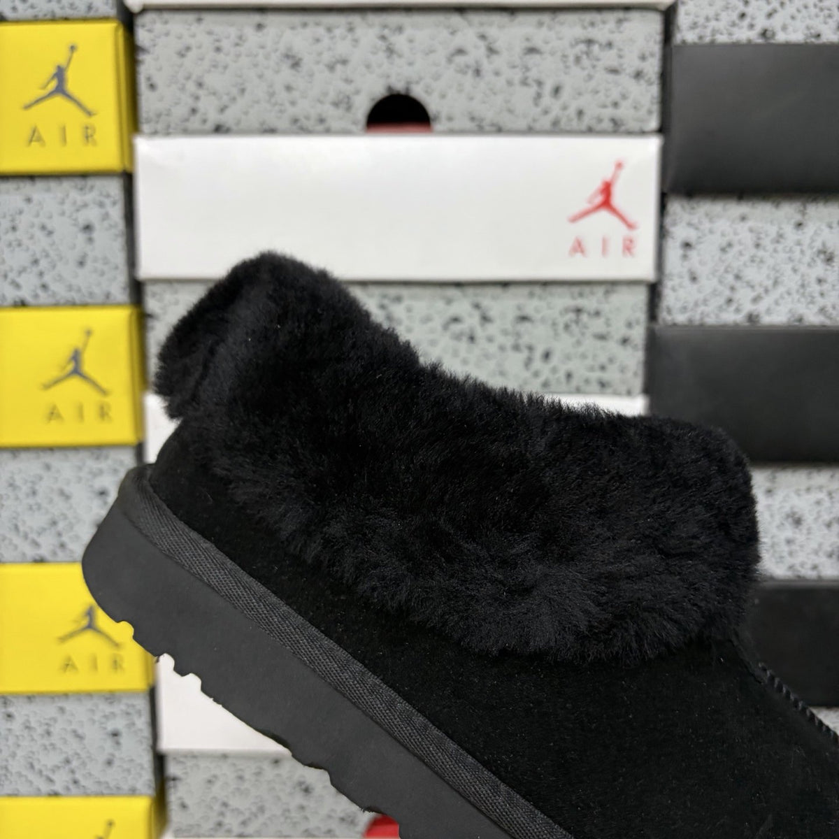 UGG Tazz Lite 'Black' — vue 6