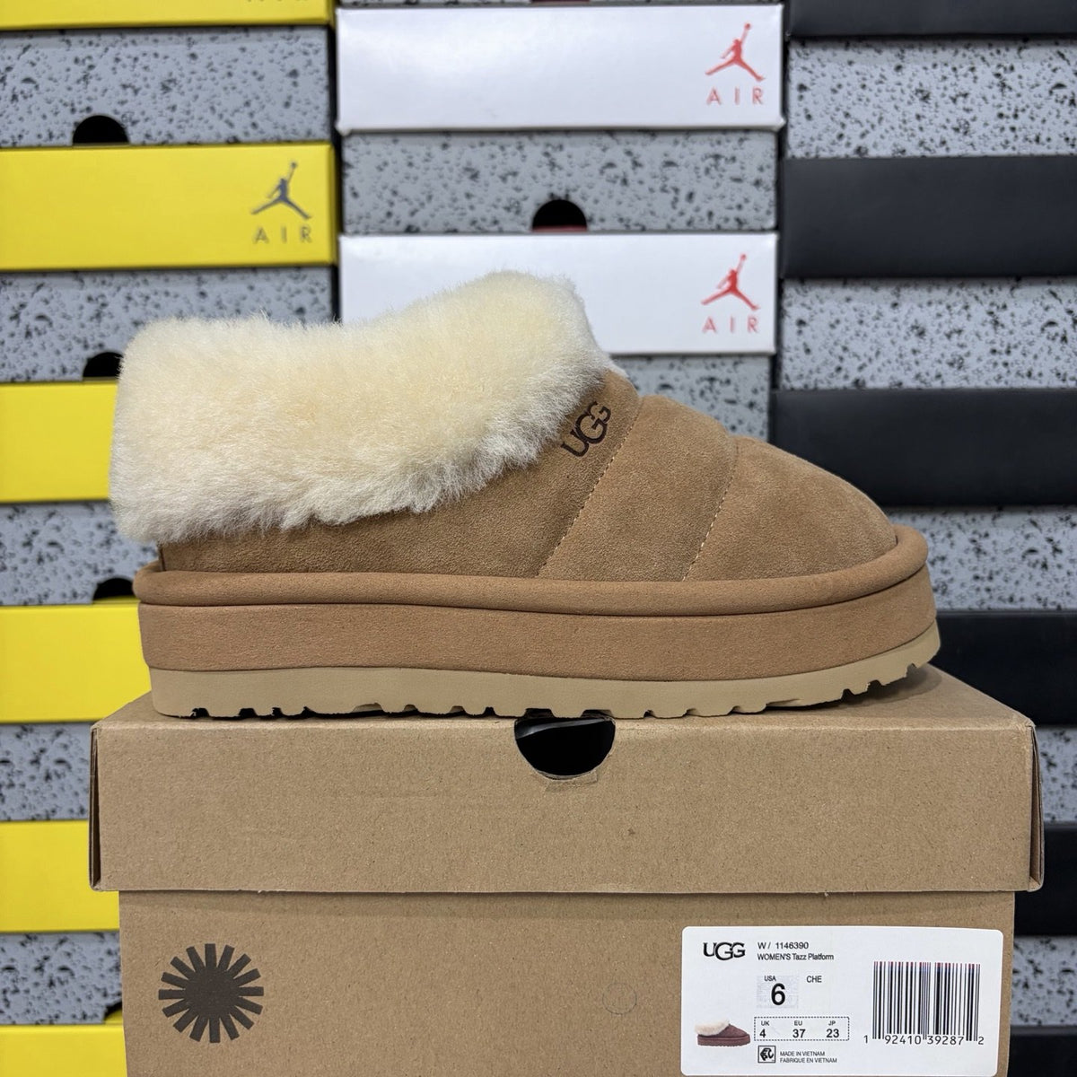 UGG Classic Ultra Mini Platform Fur 'Chestnut'